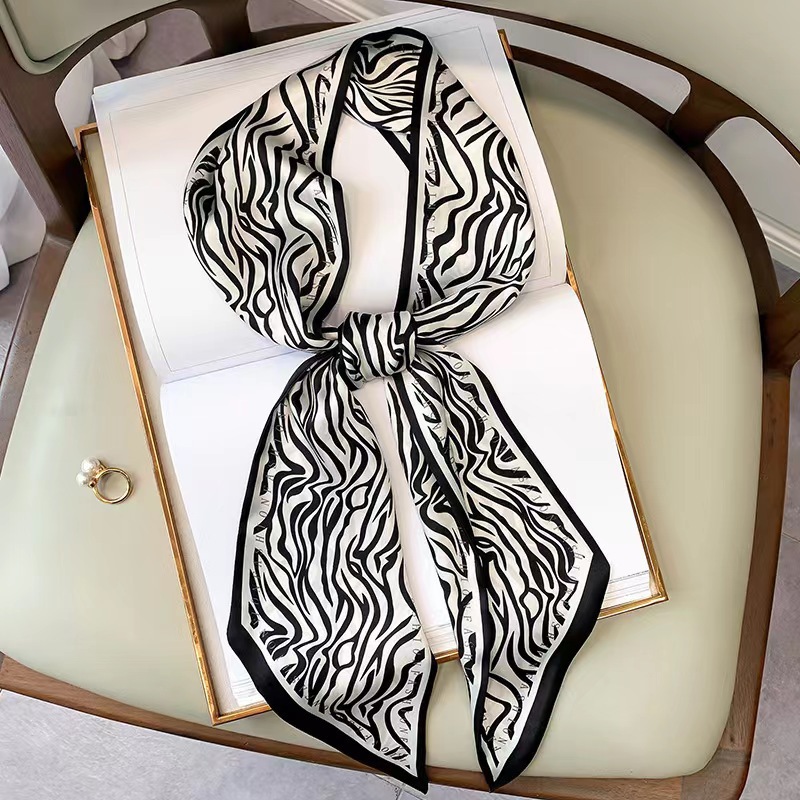 Luxury Bags China - Foulard carré de luxe en soie