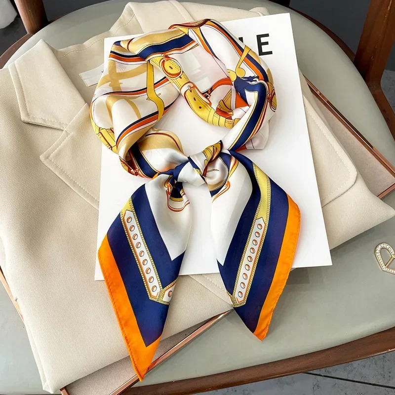 Foulard carré en soie de luxe  - Luxury Bags China avis et prix